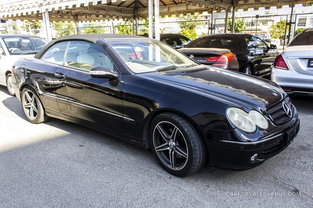 Mercedes-Benz CLK-Class CLK200 2005