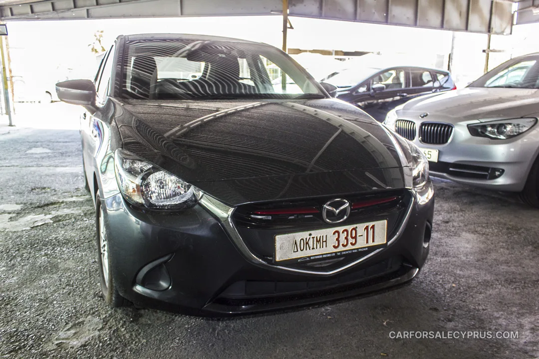 Mazda 2 2015