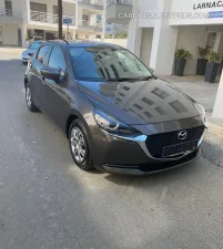 Mazda 2 2022