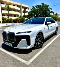 BMW Series 7 2023
