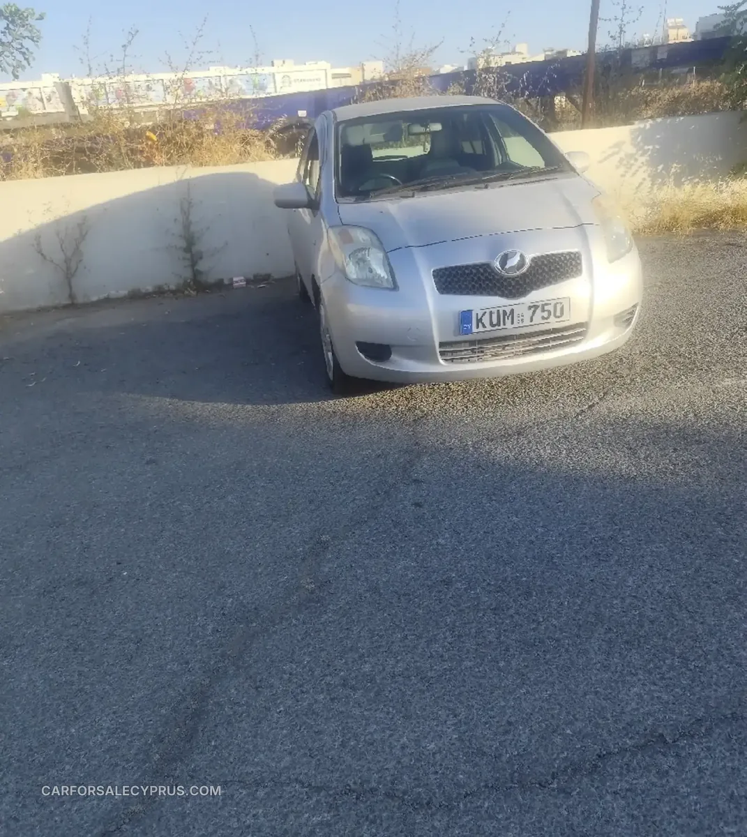 Toyota Vitz 2005