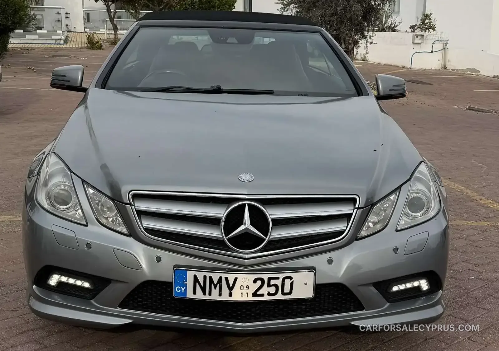 Mercedes-Benz E-Class 2011