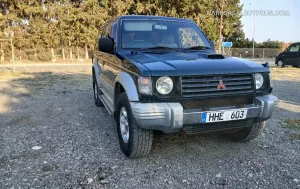 Mitsubishi Pajero 1995