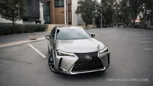 Lexus UX 2024